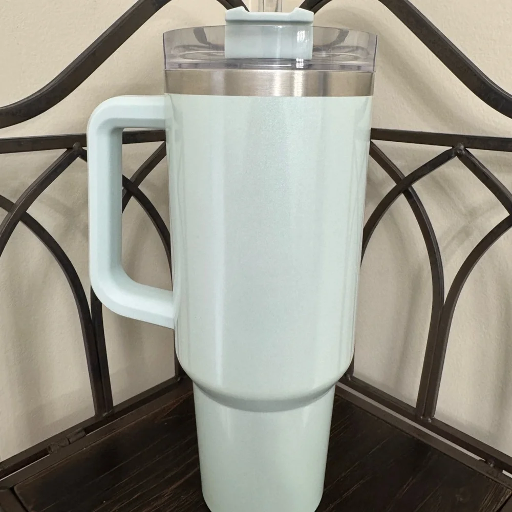 EUC/GUC Stanley Spearmint Pearlescent 40oz OG - Picture 3 of 6